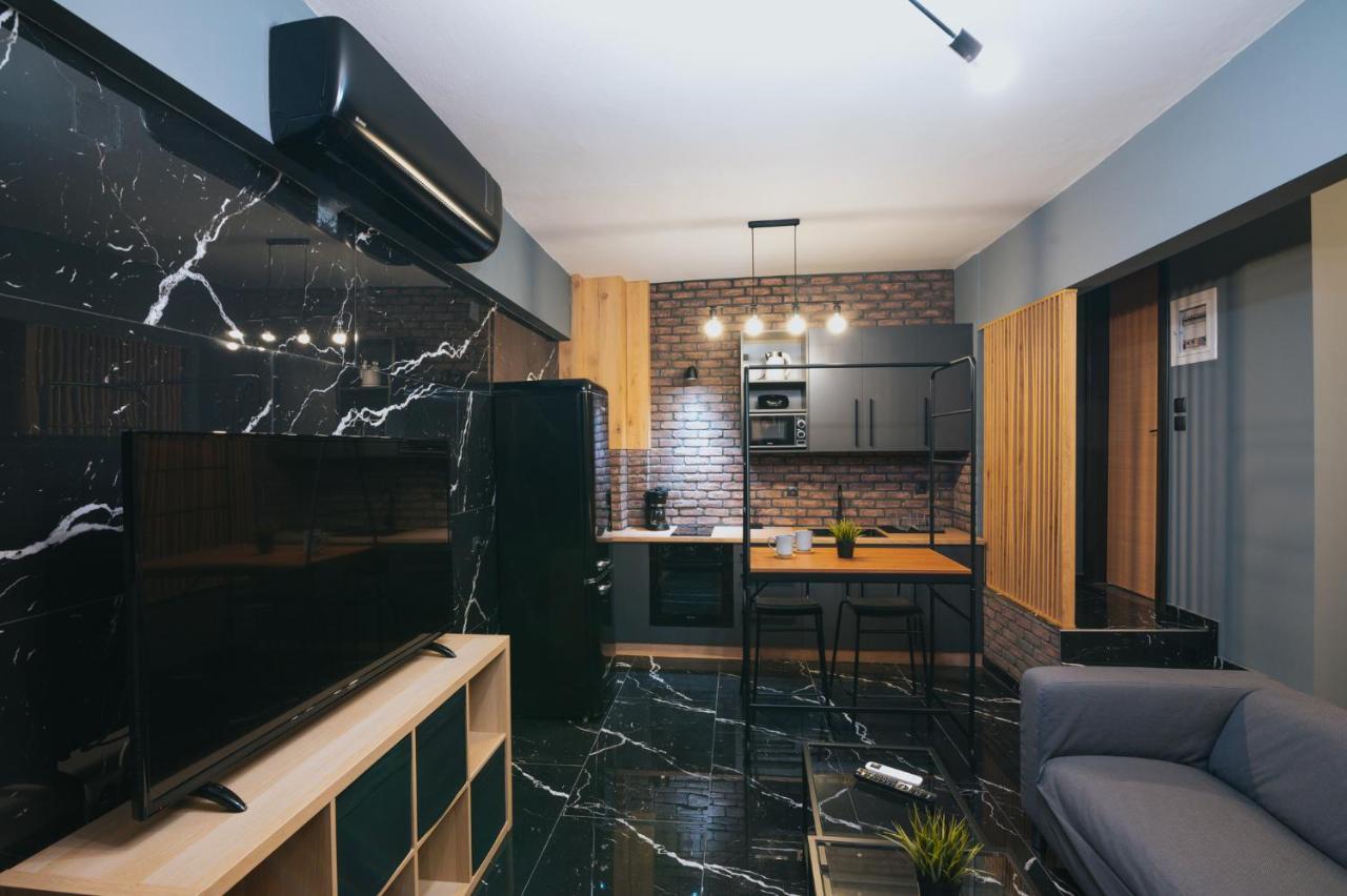 New Modern Ground Floor Apartment By The Sea Selanik Dış mekan fotoğraf